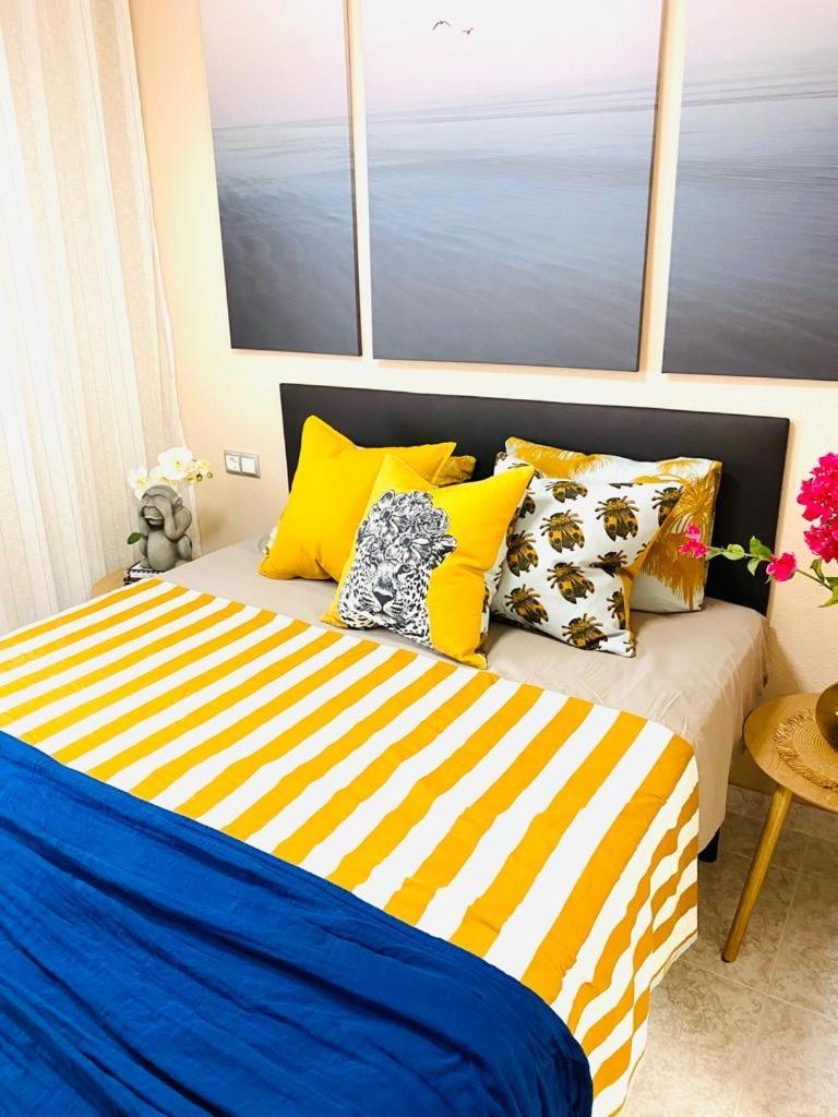 Apartamento A 3 Minutos De La Playa Торевьиа Экстерьер фото